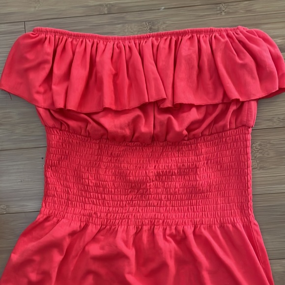 Feathers ruffle strapless cover-up dress🌈 - Picture 2 of 3